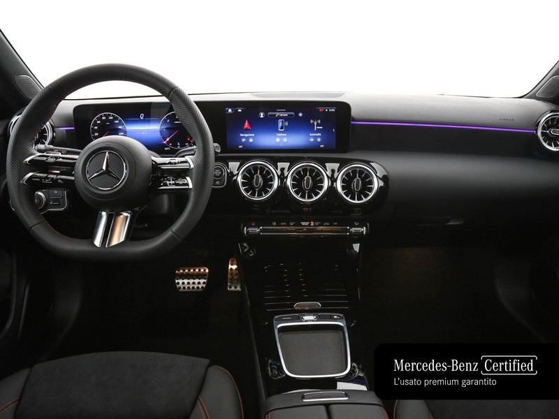 Mercedes Classe A 180 d sport auto diesel bianco