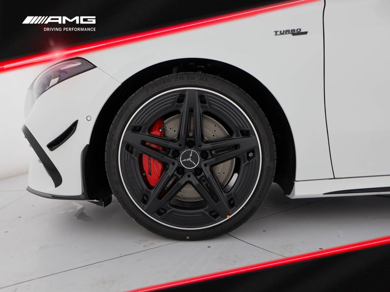 AMG Classe A a amg 35 premium amg 4matic auto benzina bianco