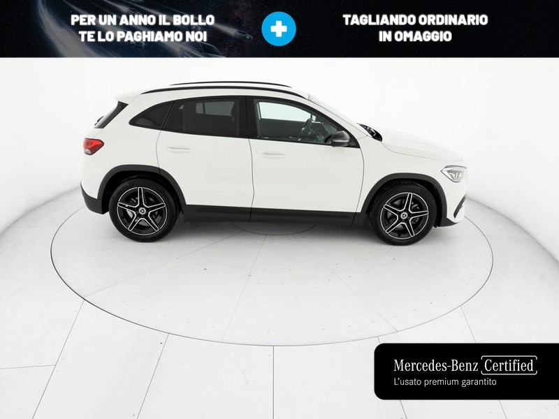 Mercedes GLA 200 d premium auto diesel bianco