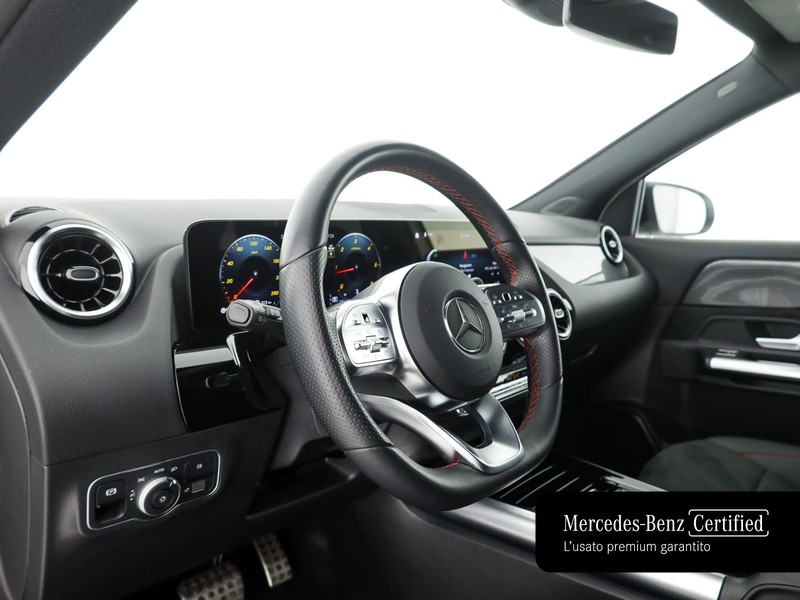 Mercedes GLA 200 d premium auto diesel bianco