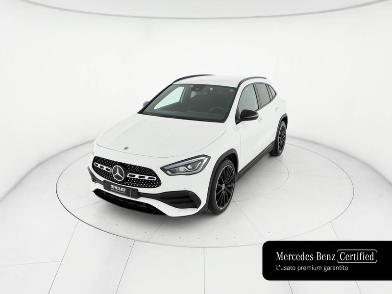 Mercedes GLA 180 d premium auto diesel bianco