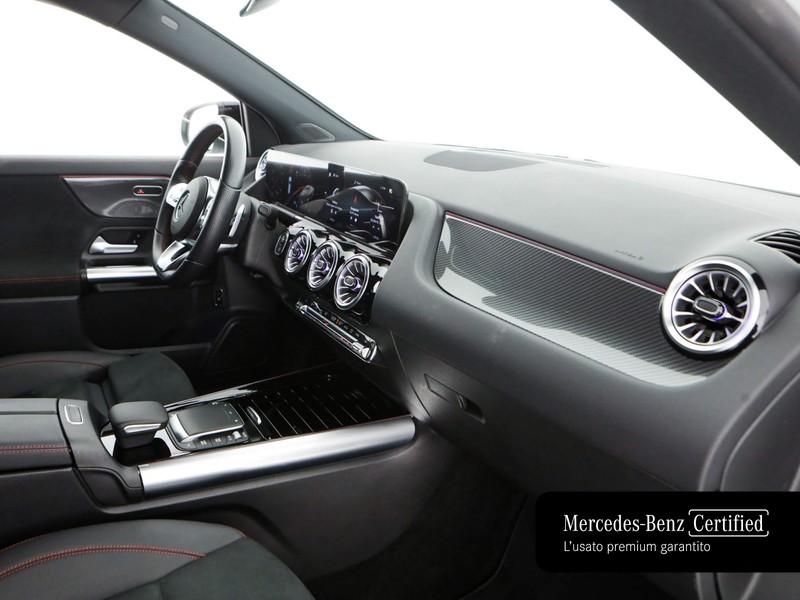 Mercedes GLA 180 d premium auto diesel bianco
