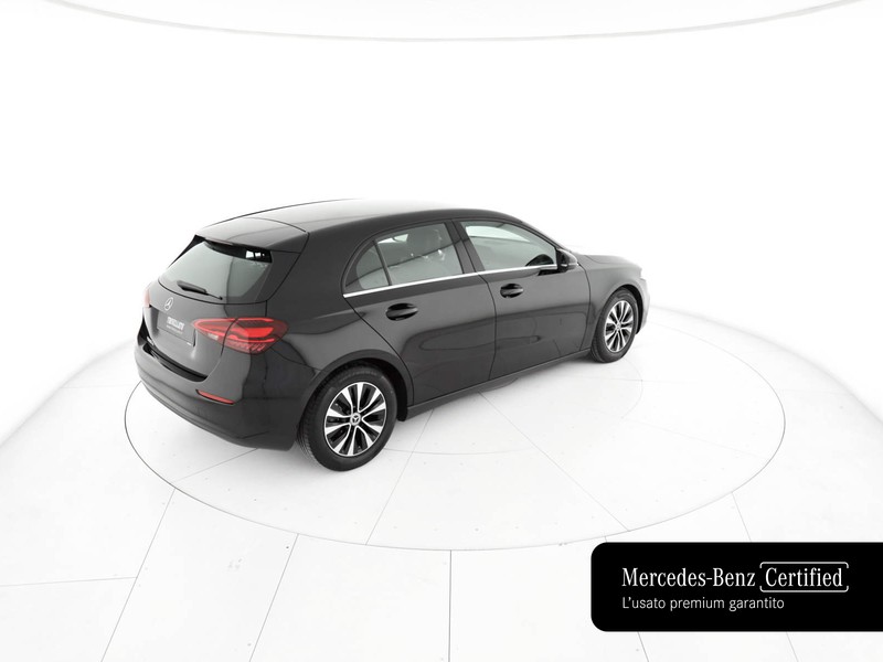 Mercedes Classe A 180 d executive auto diesel nero