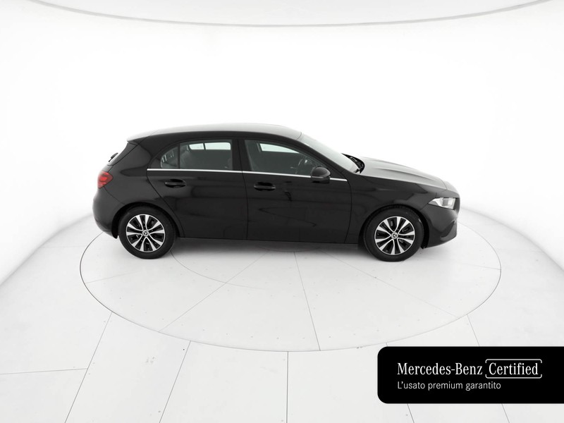 Mercedes Classe A 180 d executive auto diesel nero
