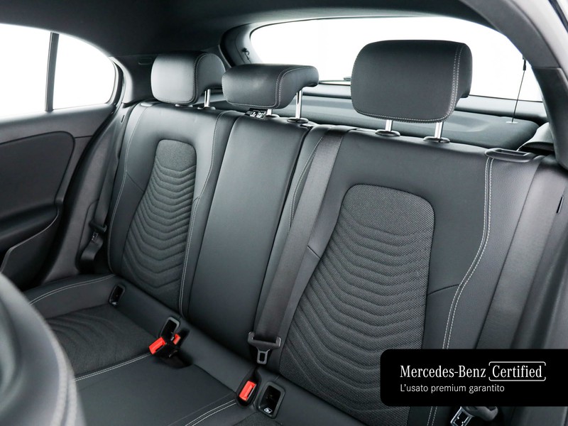 Mercedes Classe A 180 d executive auto diesel nero