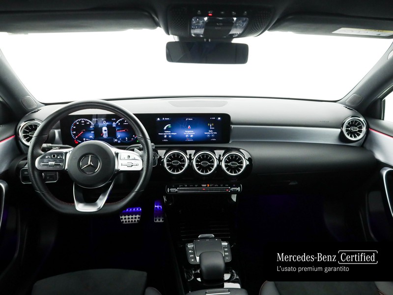 Mercedes Classe A 180 d sport night edition auto diesel bianco