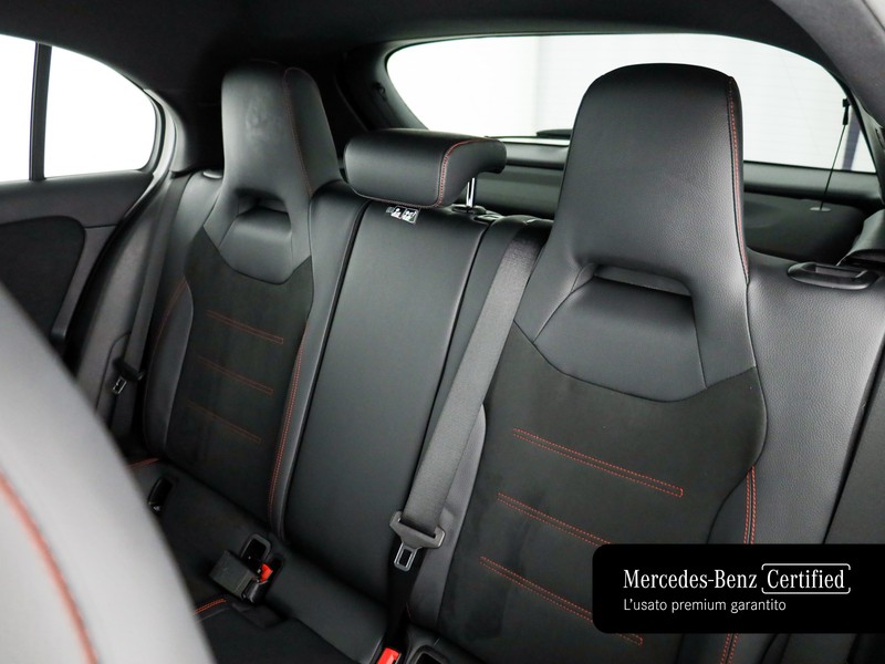 Mercedes Classe A 180 d sport night edition auto diesel bianco