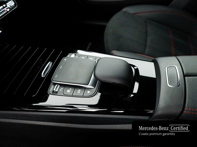 Mercedes Classe A 180 d sport night edition auto diesel bianco