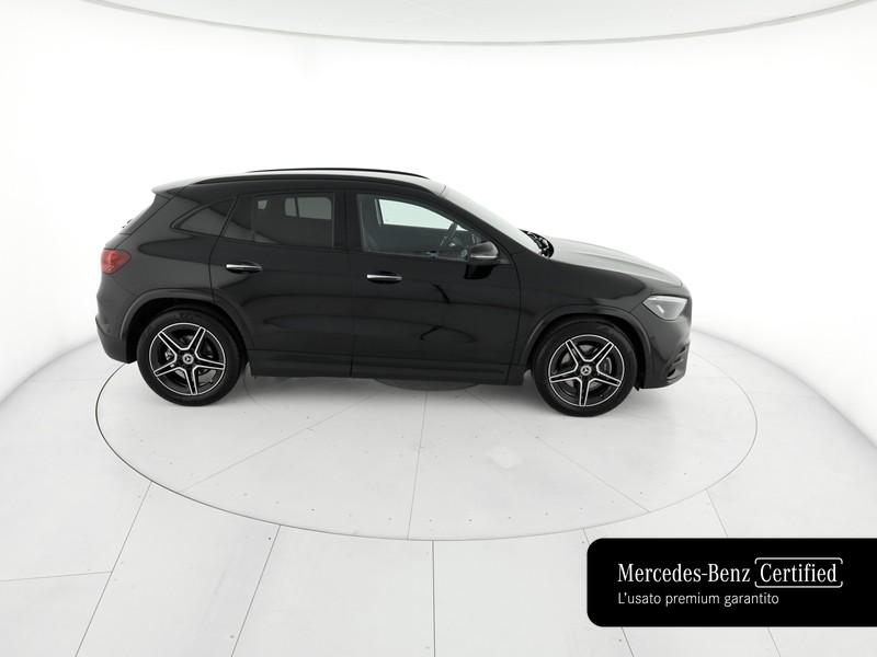 Mercedes GLA 200 d amg line premium 4matic auto diesel nero
