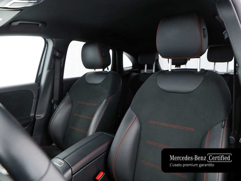 Mercedes GLA 180 d premium auto diesel nero