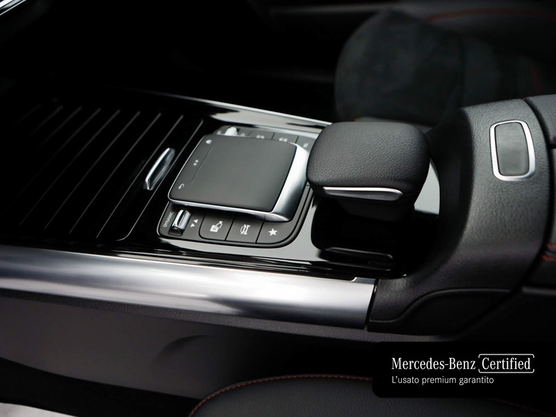 Mercedes GLA 180 d premium auto diesel nero