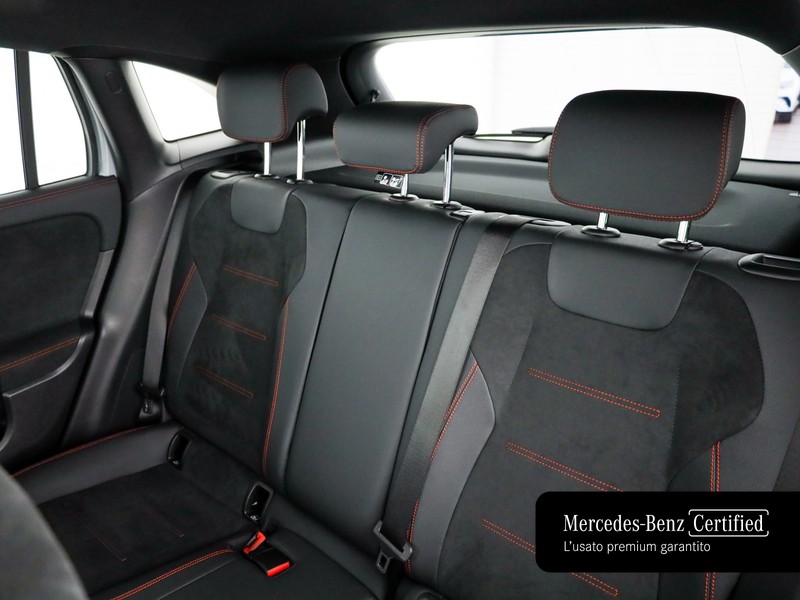 Mercedes GLA 200 d amg line advanced plus auto diesel argento