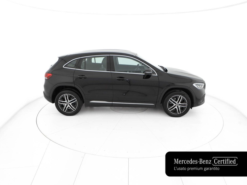 Mercedes GLA 180 d sport plus auto diesel nero