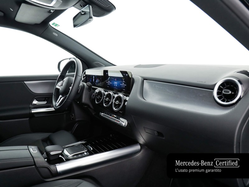 Mercedes GLA 180 d sport plus auto diesel nero