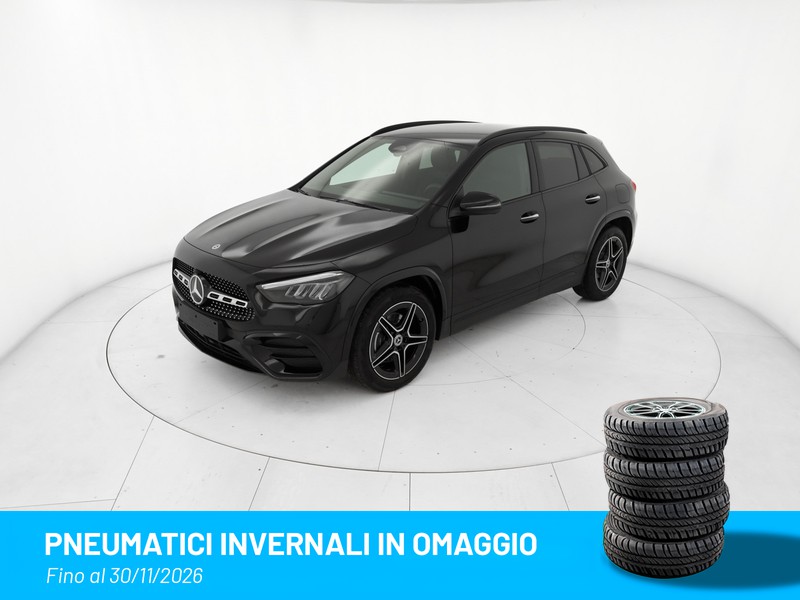 Mercedes GLA 180 amg line extra auto benzina nero