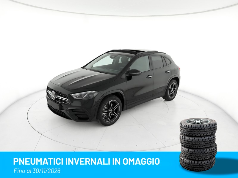 Mercedes GLA 180 amg line extra auto ibrido nero