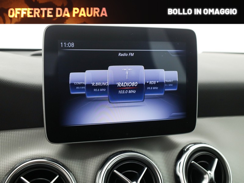 Mercedes GLA 200 d sport 4matic auto diesel bianco