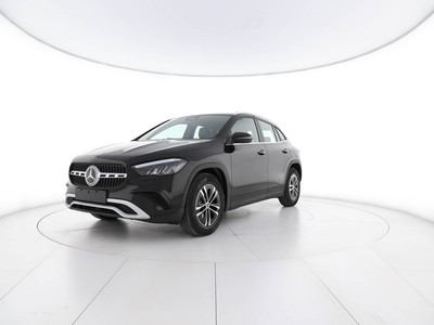 Mercedes GLA 180 Automatic  benzina nero