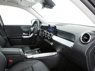 Mercedes GLB - foto 10