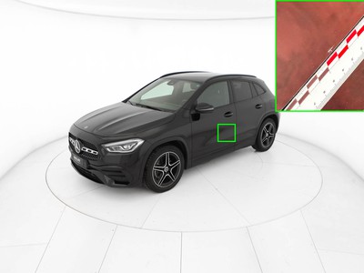 Apri le immagini dei danni