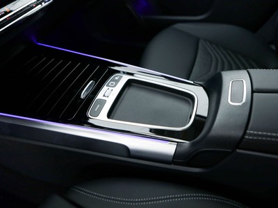 Mercedes GLB - foto 19