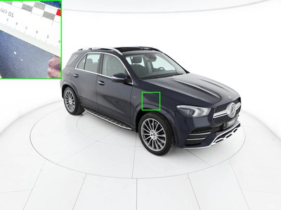 Apri le immagini dei danni