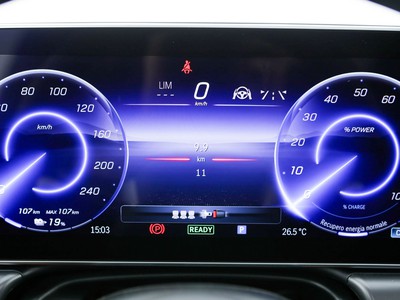 Mercedes EQE - foto 15