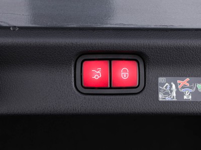 Mercedes EQE - foto 22