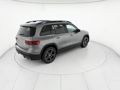 Mercedes GLB - foto 4