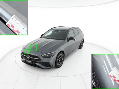 Apri le immagini dei danni