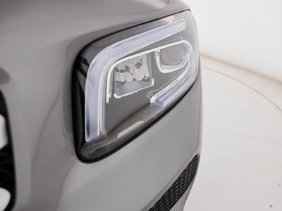 Mercedes GLB - foto 8