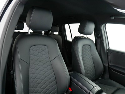 Mercedes GLB - foto 12