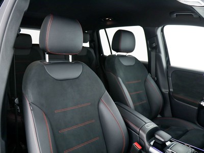 Mercedes GLB - foto 12