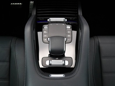 Mercedes GLS - foto 21