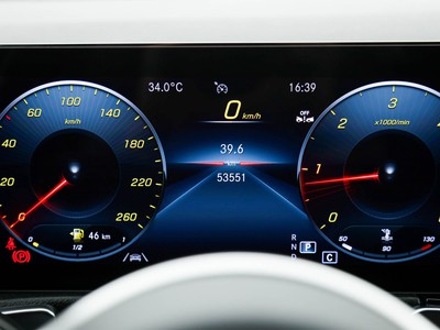 Mercedes GLB - foto 15