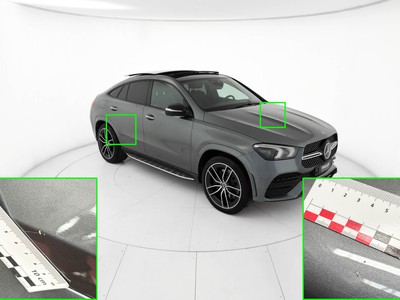 Apri le immagini dei danni