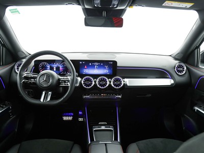 Mercedes GLB - foto 9