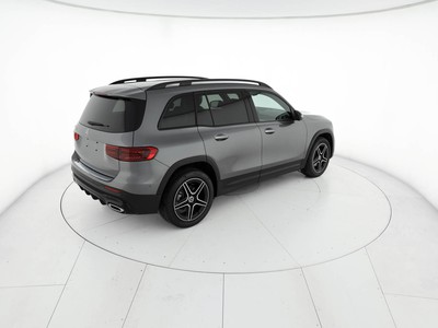 Mercedes GLB - foto 4