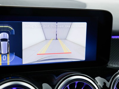 Mercedes GLB - foto 17