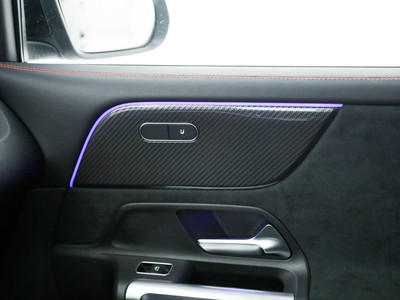 Mercedes GLB - foto 18