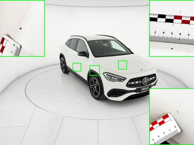 Apri le immagini dei danni