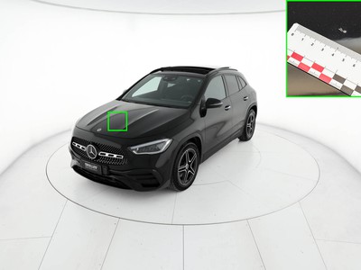 Apri le immagini dei danni