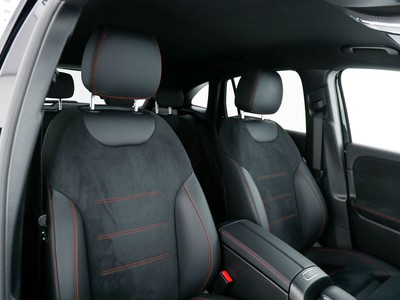 Mercedes GLA - foto 12