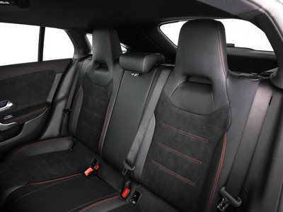 Mercedes CLA Shooting Brake - foto 14