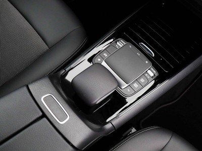 Mercedes GLA - foto 18