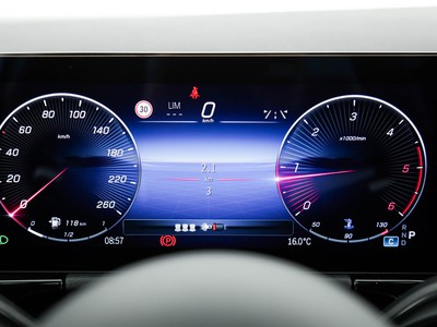 Mercedes GLA - foto 15