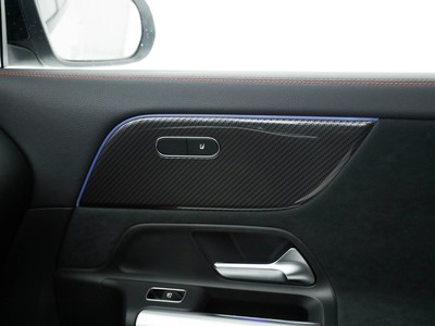 Mercedes GLA - foto 18