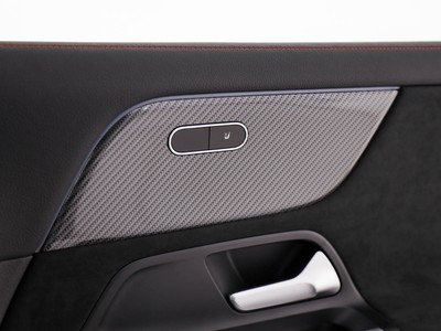 Mercedes GLA - foto 18