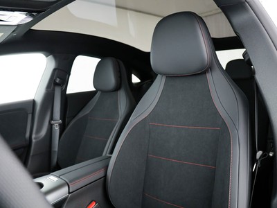 Mercedes CLA Coupè - foto 13