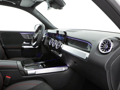 Mercedes GLB - foto 10